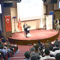 “Hayvan Refahı, Zoonozlar” konulu toplantıda simultane çeviri…